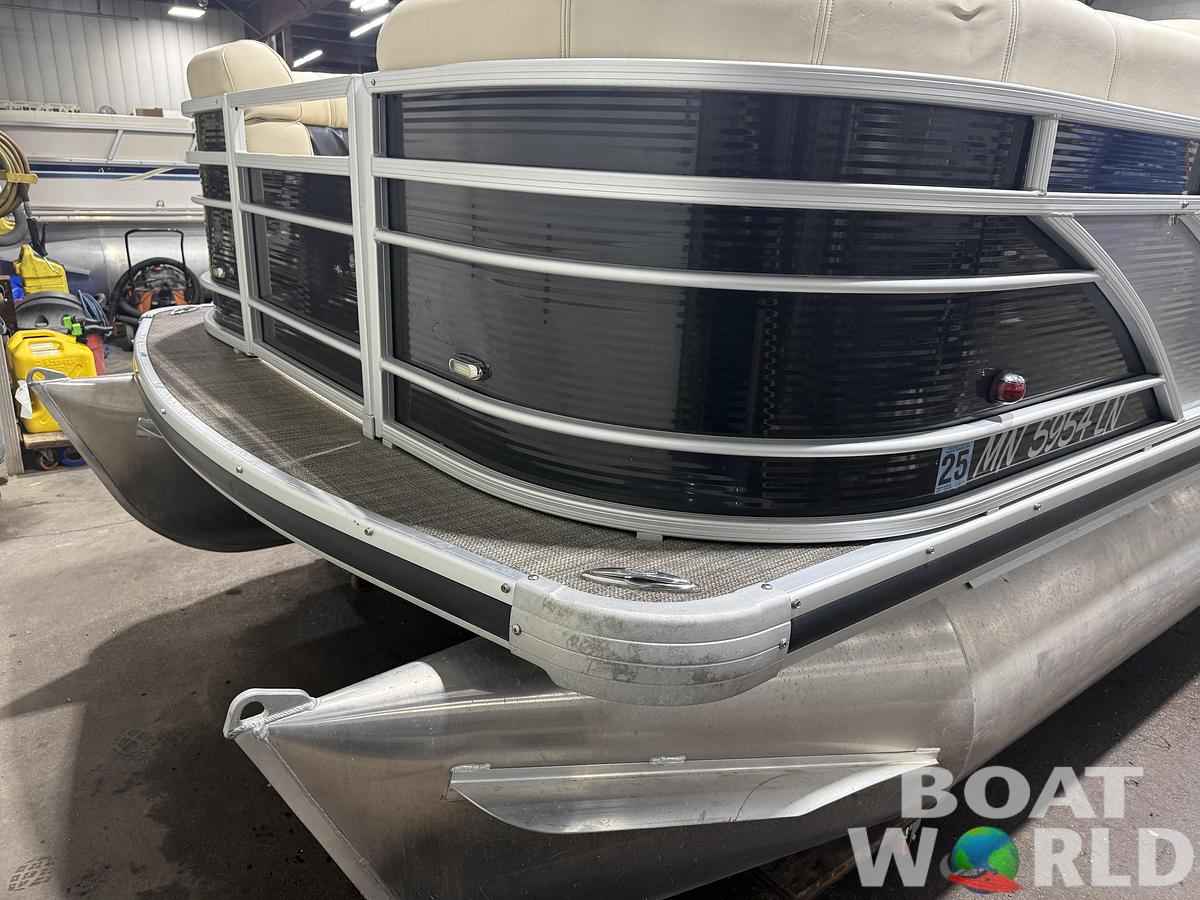 Used 2016 Aqua Patio 20' Cruise Pontoon & 90HP