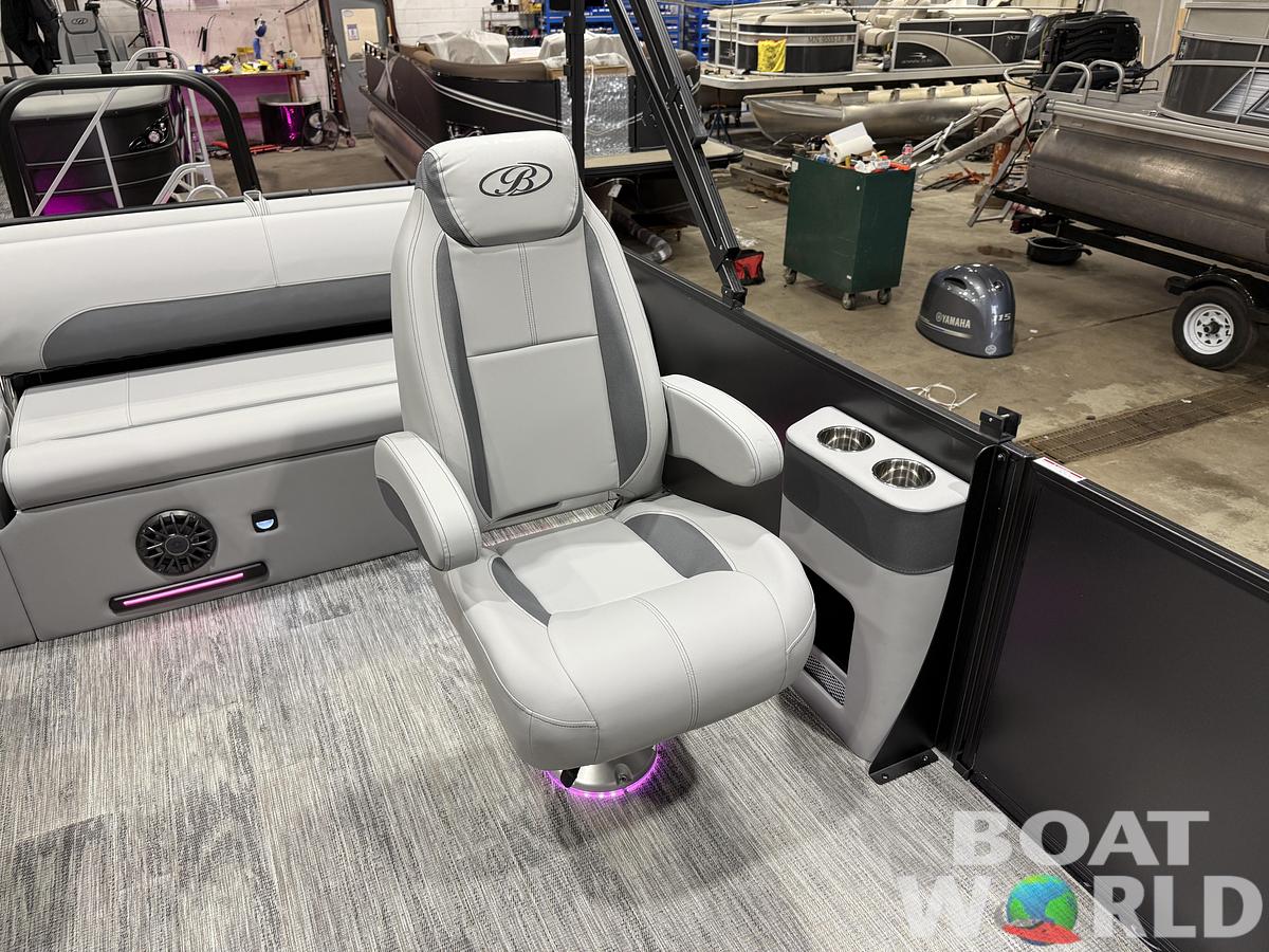 2027 Bentley Legacy 223 Swingback Tritoon $54995