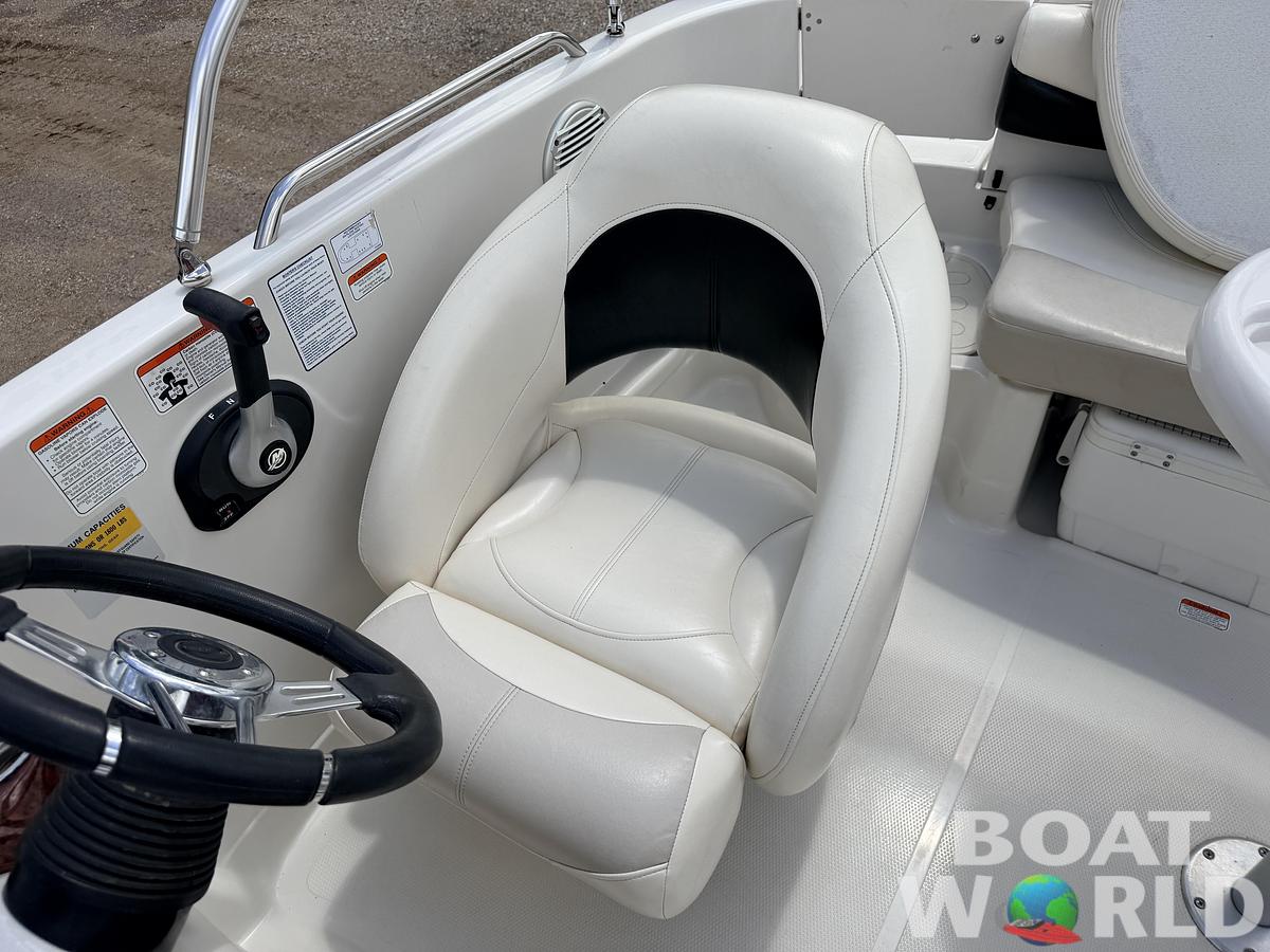 Used 2011 Tahoe 215 Xi Deck Boat & 220HP Mercruiser V8 -$17,995