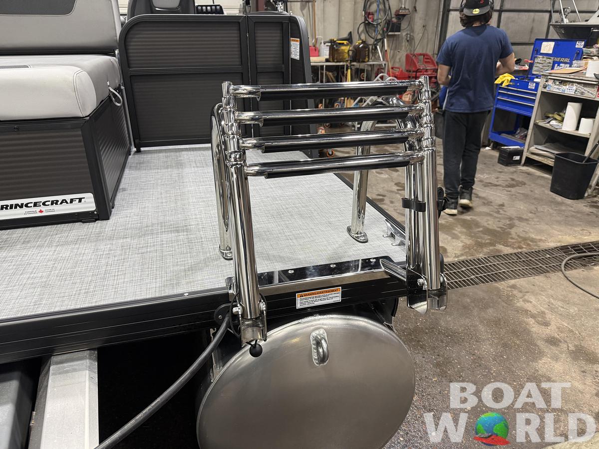 2026 Princecraft Vectra 23 RL SS Swingback Pontoon 