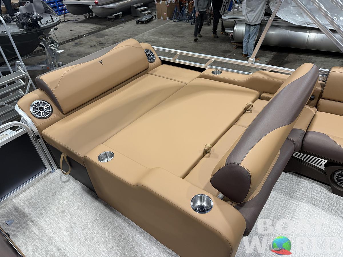 2026 Tahoe Pontoons LTZ 2385 Swingback (VRL) 