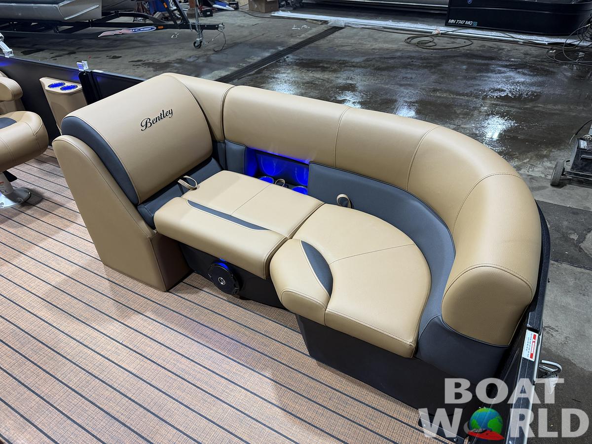 2026 Bentley Legacy 200 Swingback Pontoon $40995