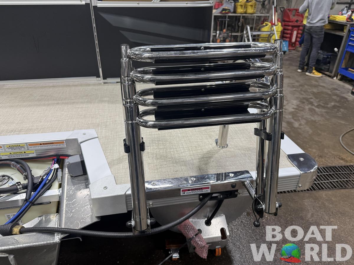 2026 Tahoe Pontoons Sport 2180 Quad Lounge