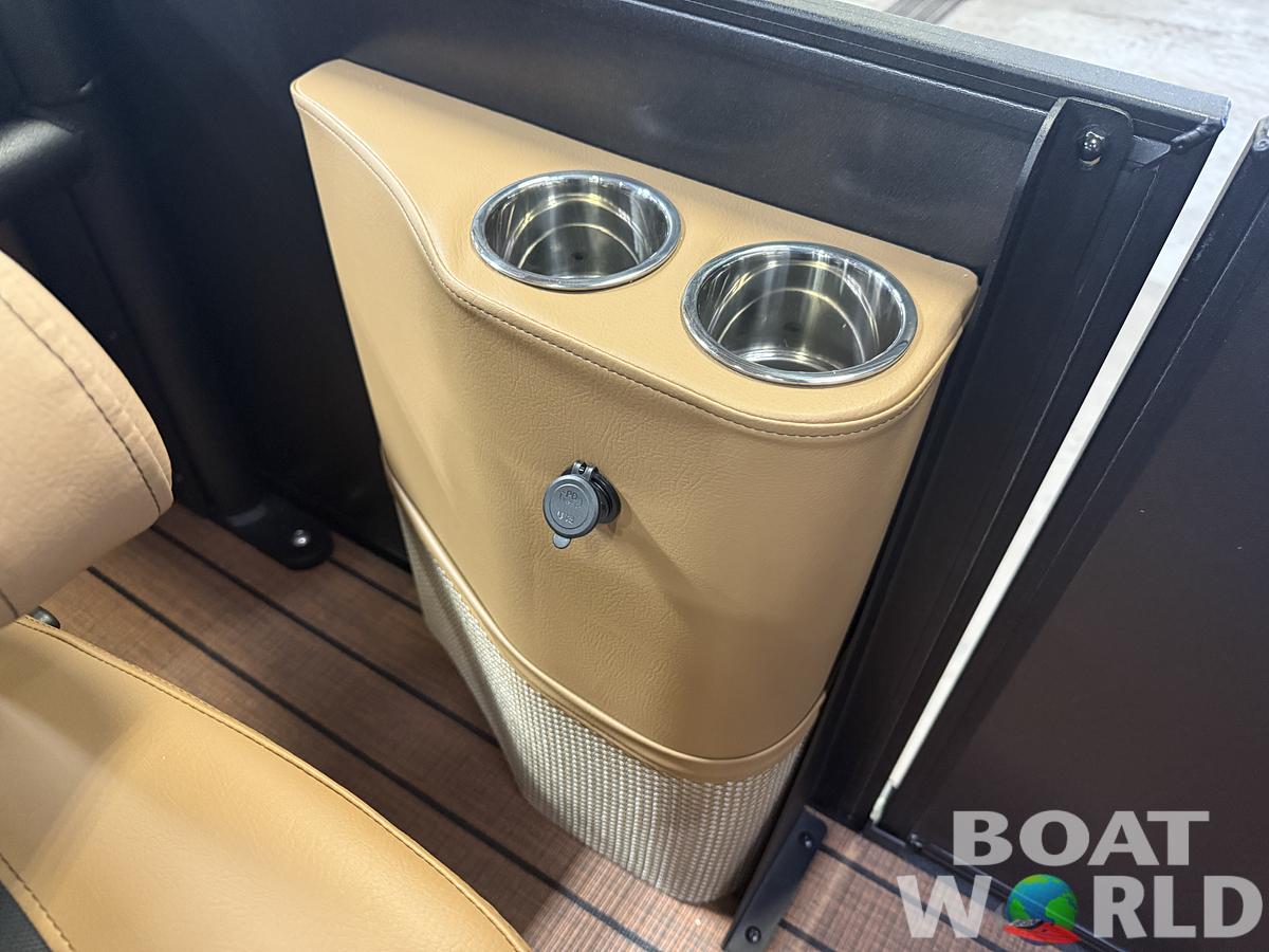 2026 Bentley Pontoons Elite 253 Admiral Quad Lounge Tritoon & 4-Stroke EFI