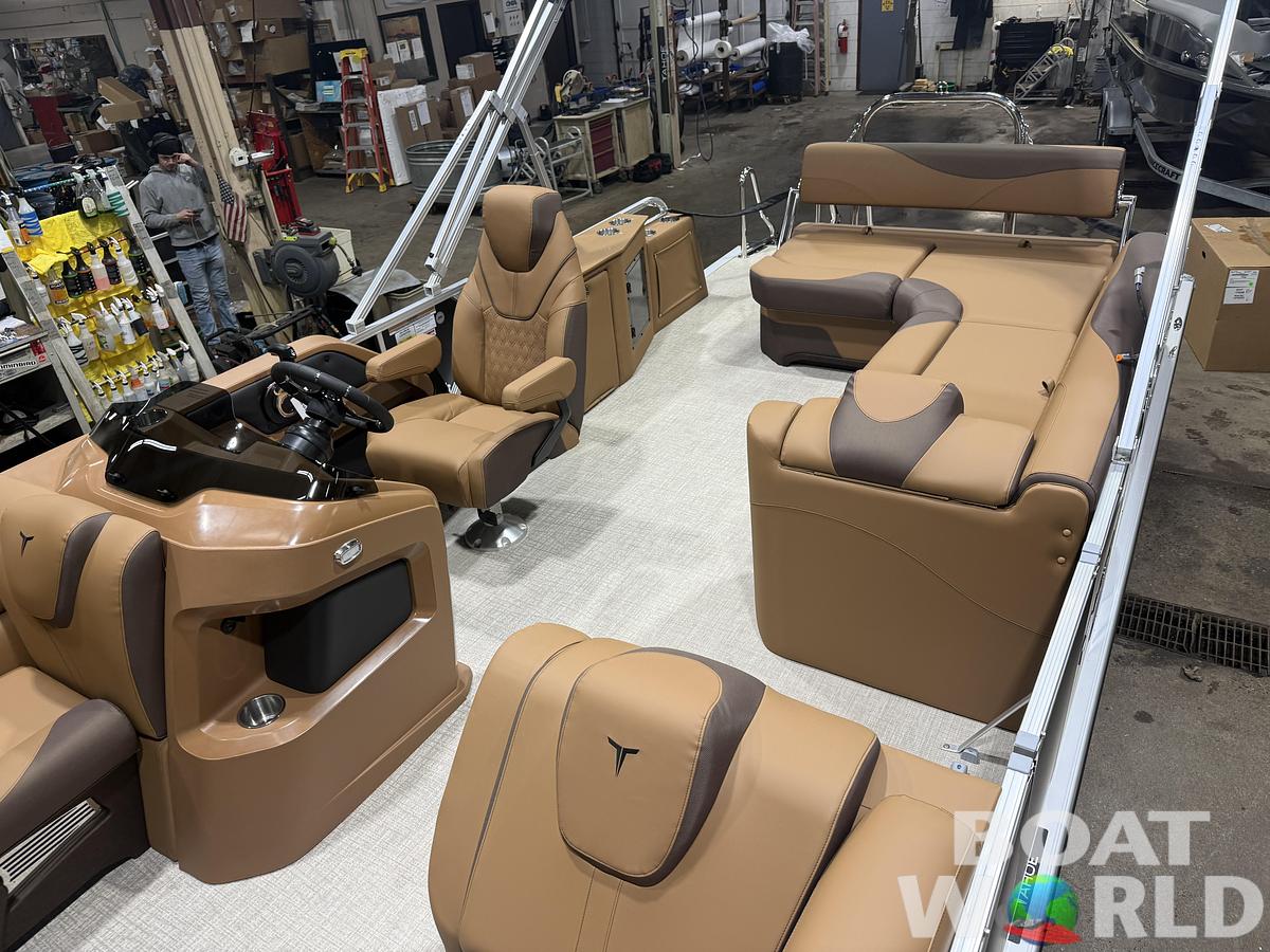 2025 Tahoe Pontoons LTZ 2385 Cruise Rear Bench (CRB) 
