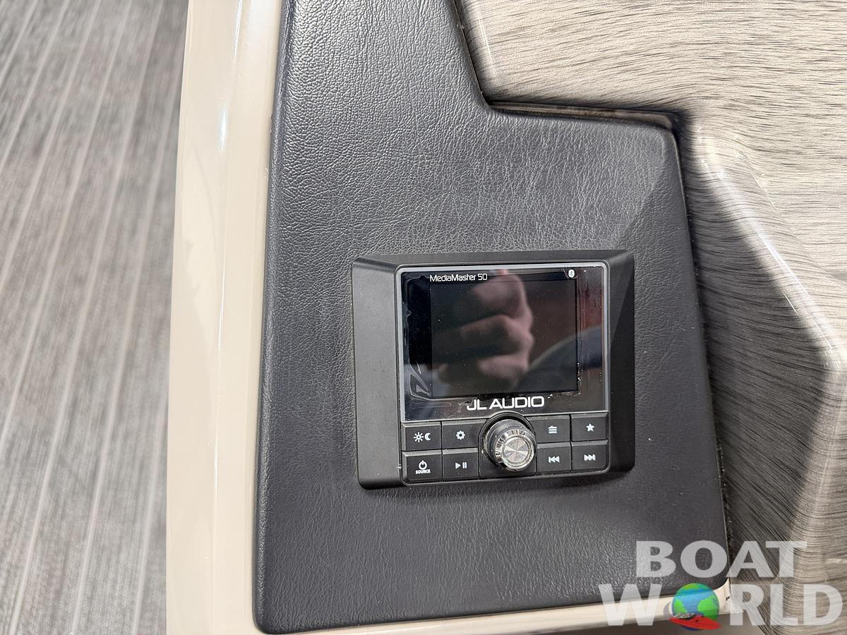 Used 2020 Premier 220 SunSation & 100HP Honda 4Stroke - $29,995