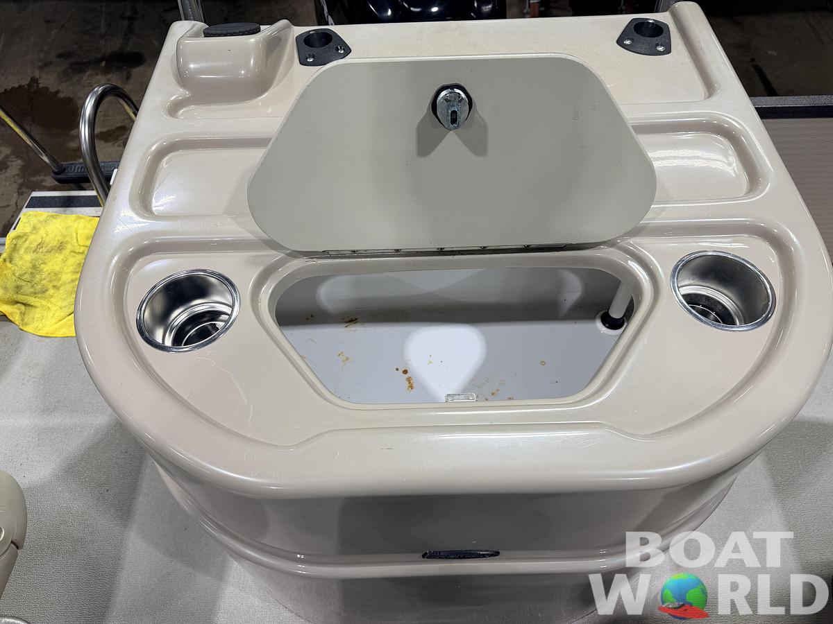 Used 2007 Premier 251 Cast-a-Way Fish & Cruise Pontoon & 115HP Mercury 4Stroke - $19,995