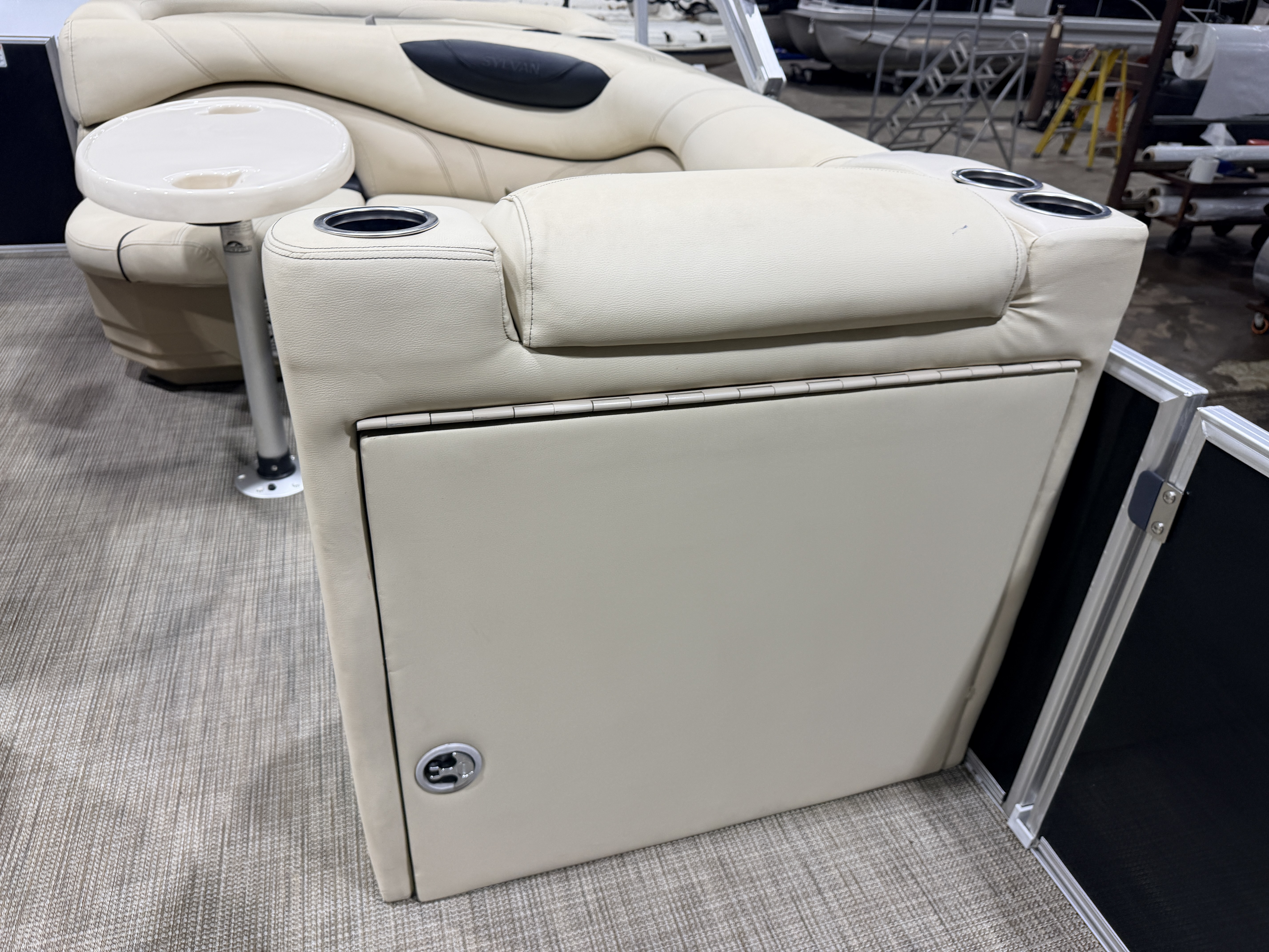 Used 2019 Sylvan Mirage 820 Cruise & 50HP Yamaha 4Stroke