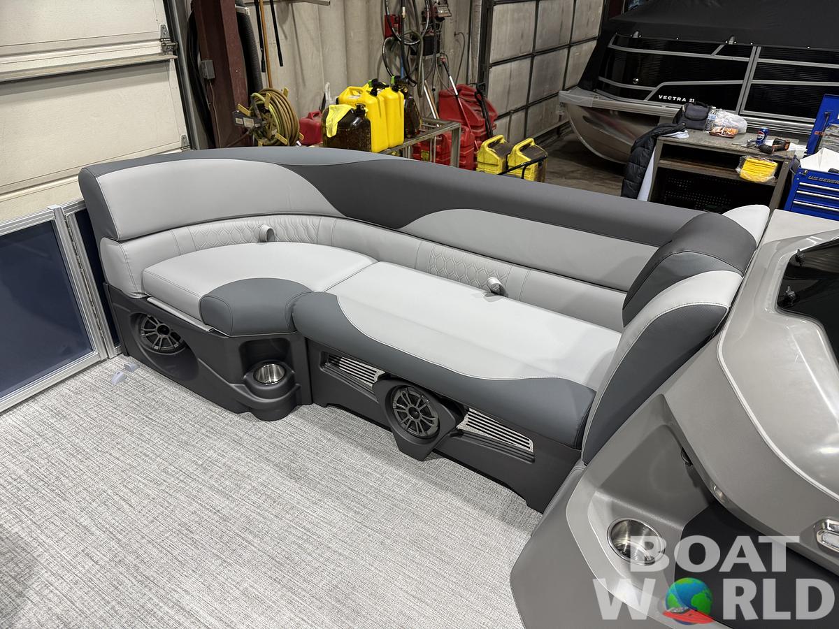 2026 Tahoe Pontoons LTZ 2385 Elite Cruise