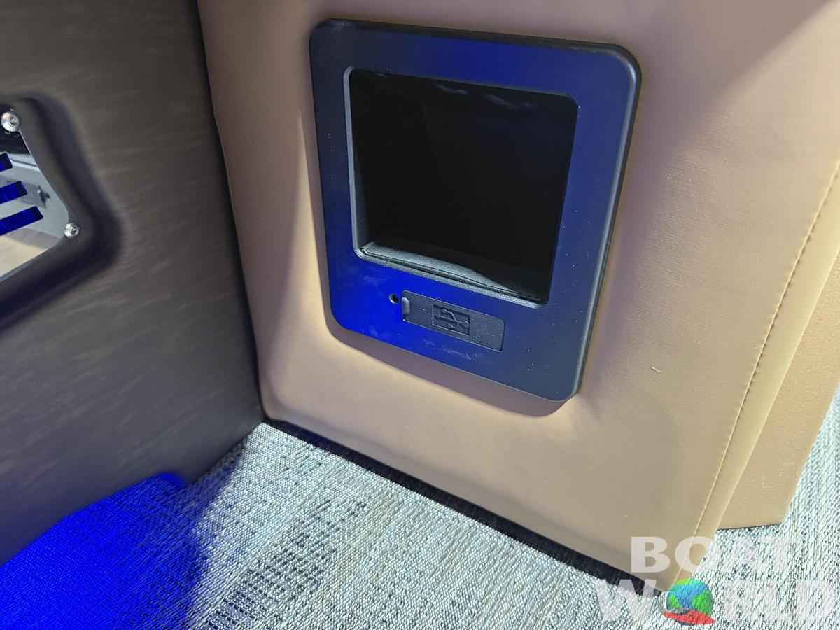 2026 Tahoe Cascade 2385 Quad Lounge Shift SS Tritoon $73995