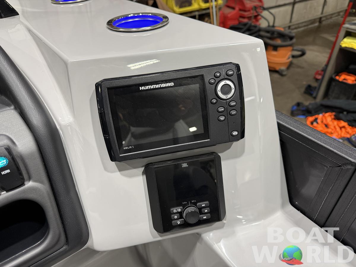 2026 Bentley Pontoons Legacy 220 Swingback