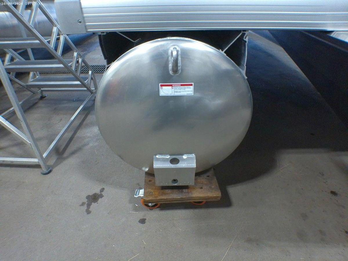 2025 Princecraft Vectra 23 RL Swingback Lounge Pontoon & Mercury 4-Stroke EFI