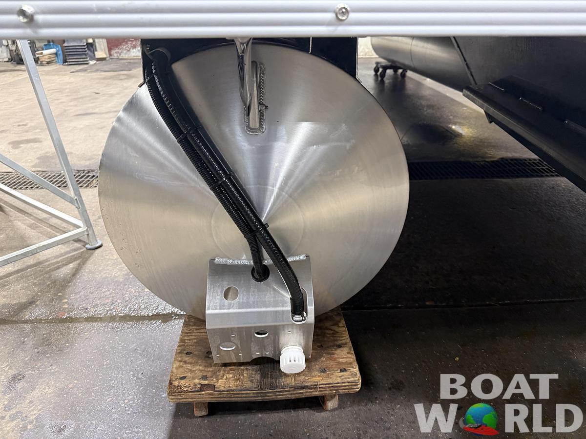 2026 Tahoe Sport Fish & Cruise 23E80 Pontoon $33995