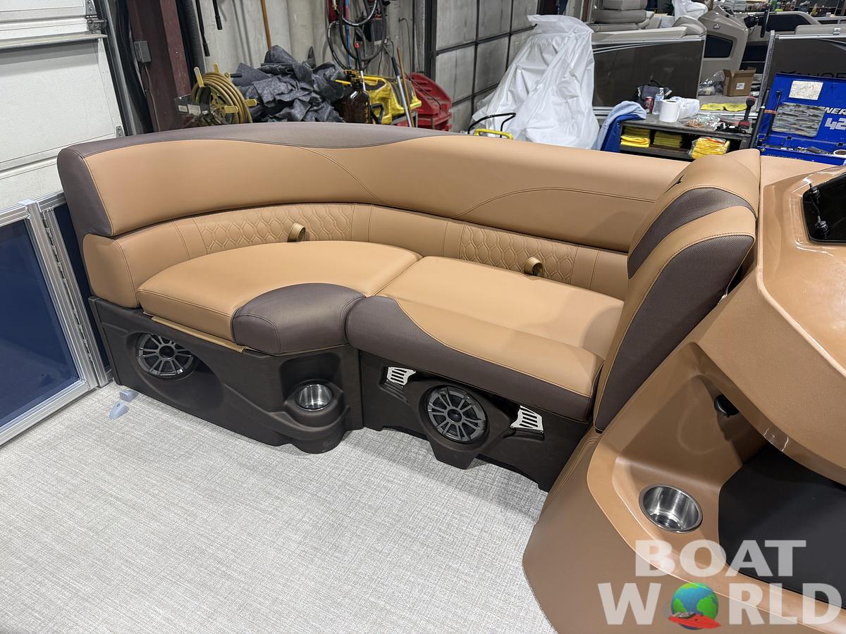 2026 Tahoe Pontoons LTZ 1985 Cruise Pontoon
