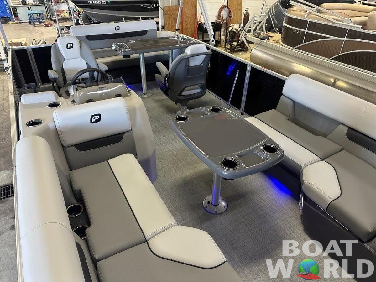 2025 Princecraft Vectra 21 RL Swingback SS Pontoon & Mercury 4-Stroke EFI