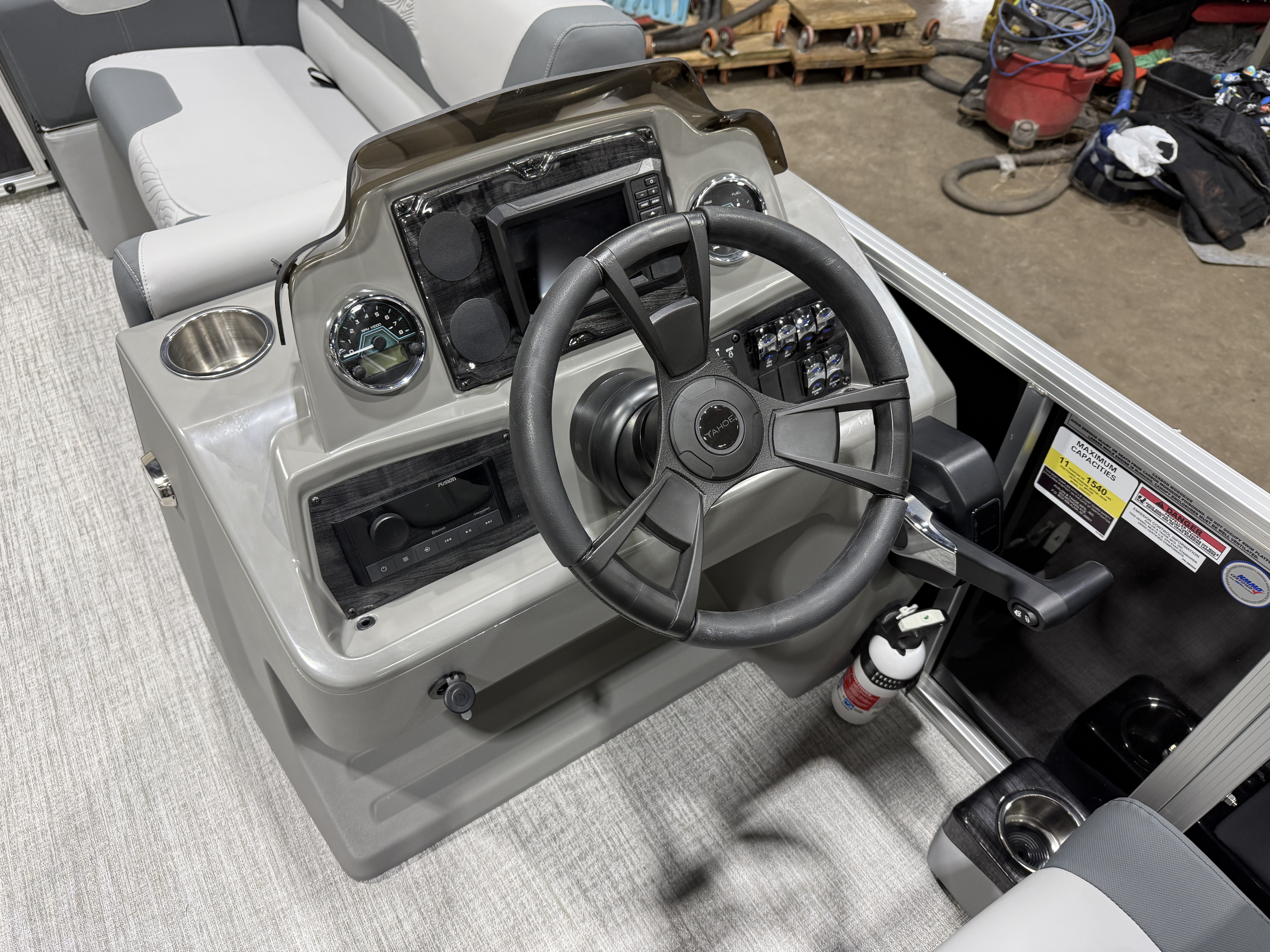 2026 Tahoe Pontoons GEOfish 2385 Rear Fish 