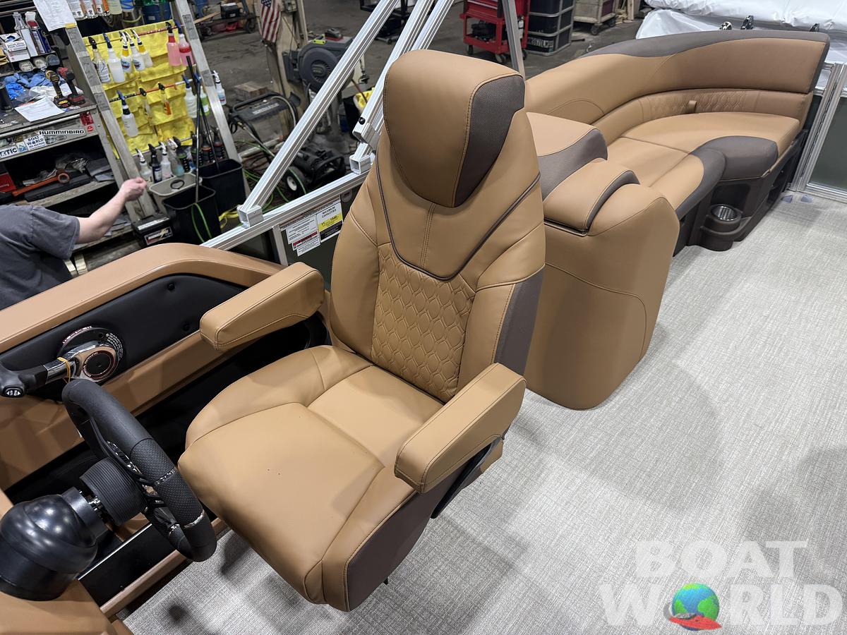 2026 Tahoe Pontoons LTZ 2385 Quad Lounge 