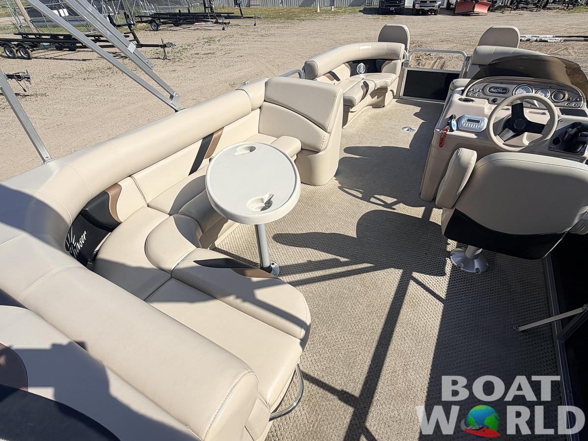 Used 2012 SunChaser 22 Fish 'N Cruise & 50HP Yamaha 4Stroke -$17,995