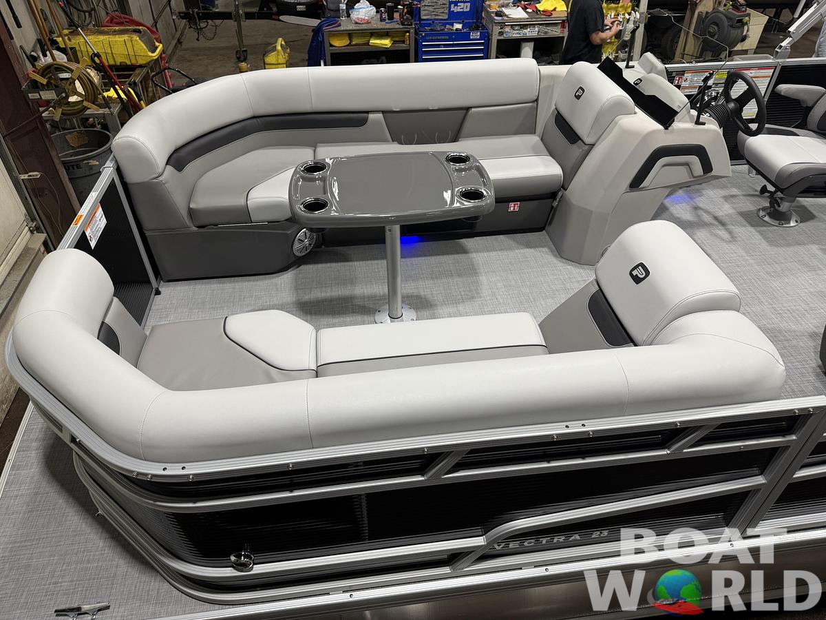 2026 Princecraft Vectra 23 RL Long Lounge Swingback Tritoon 