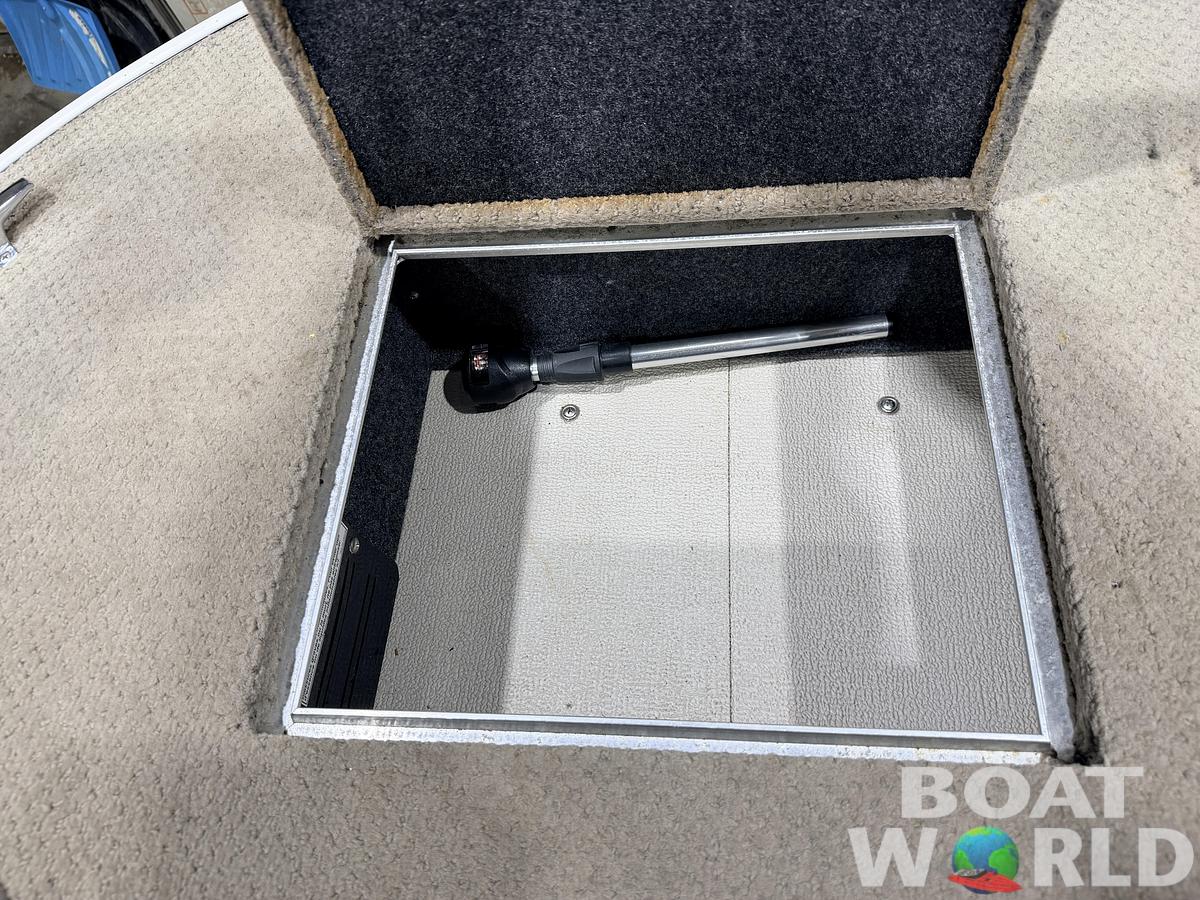 Used 2008 Princecraft Ventura 192 Deck Boat