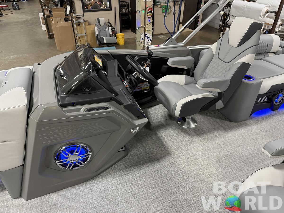 2025 Tahoe Pontoons Cascade 2385 Quad Lounge Shift SS Tritoon & Honda 4-Stroke EFI