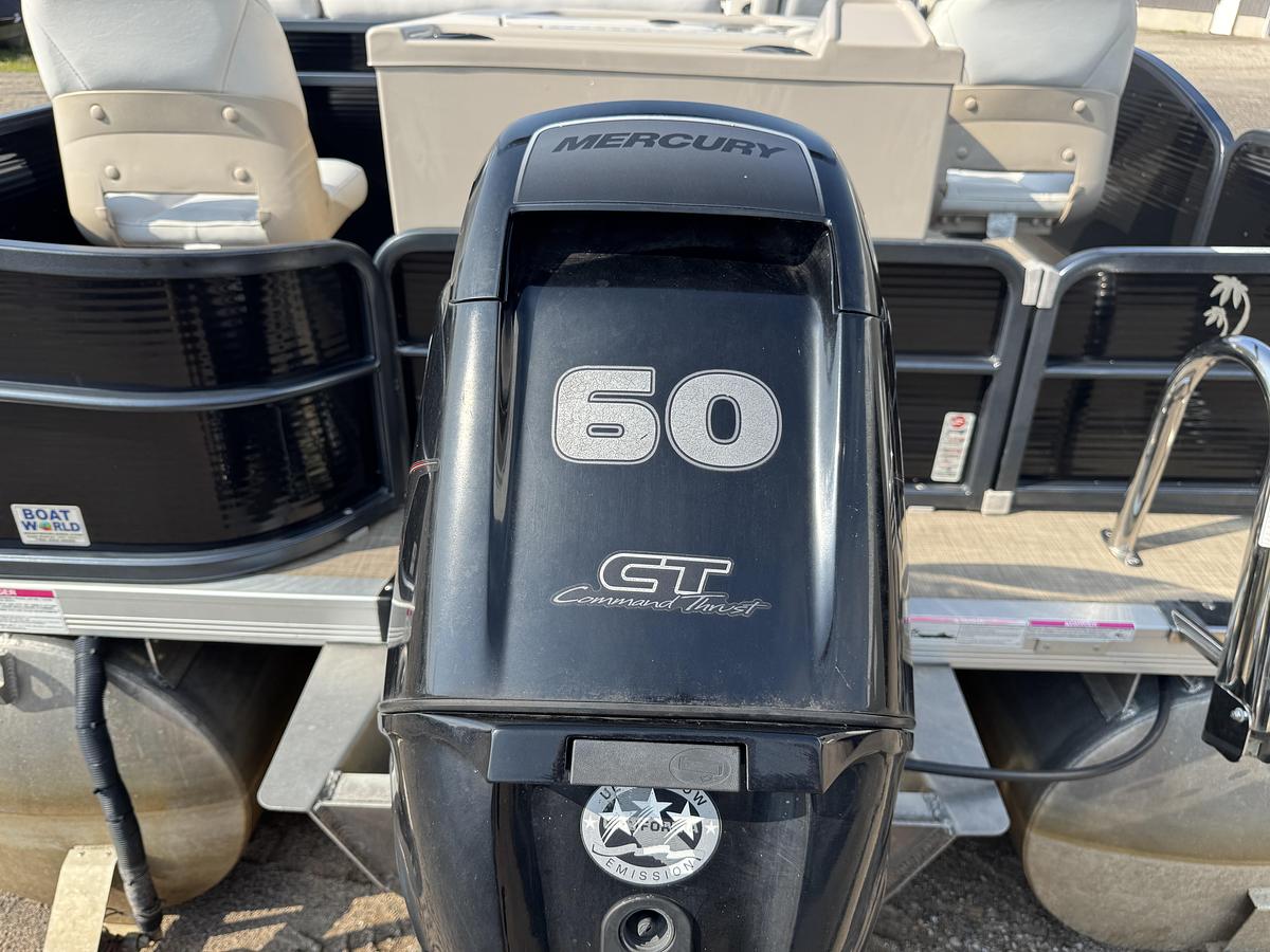 Used 2017 Palm Beach Cast Master 200 Pontoon WITH Sea Legs