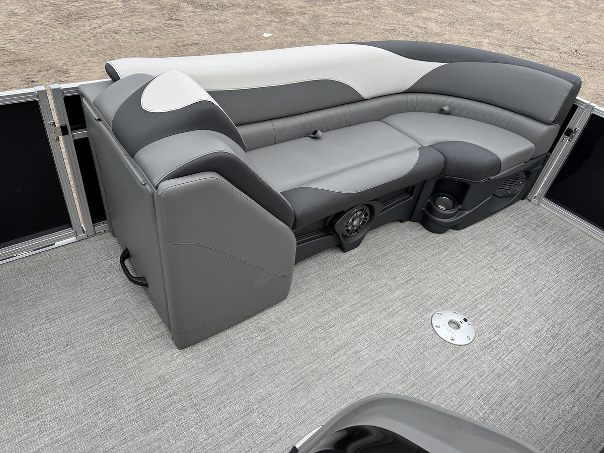 Used 2023 Tahoe Pontoons LTZ 2385 Elite Cruise & Honda 115HP 4-Stroke EFI