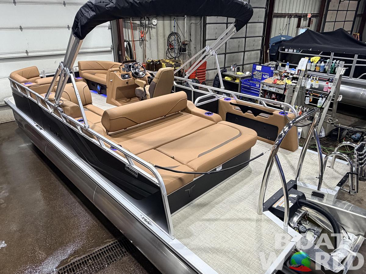 2026 Tahoe Sport 2385 VRB Swingback Tritoon $47995