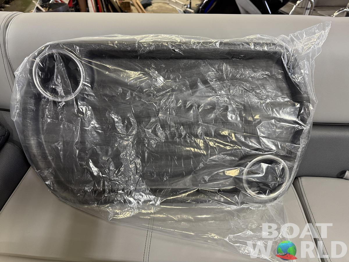 2026 Bentley Pontoons Elite 223 Swingback Tritoon