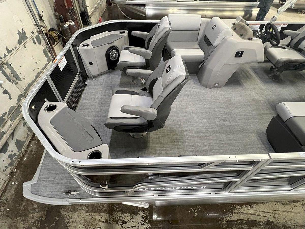 2025 Princecraft 21 Sportfisher 4-S Quad Fish Pontoon & Mercury 4-Stroke EFI