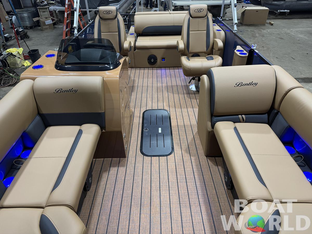 2026 Bentley Legacy 223 Swingback Tritoon $52995