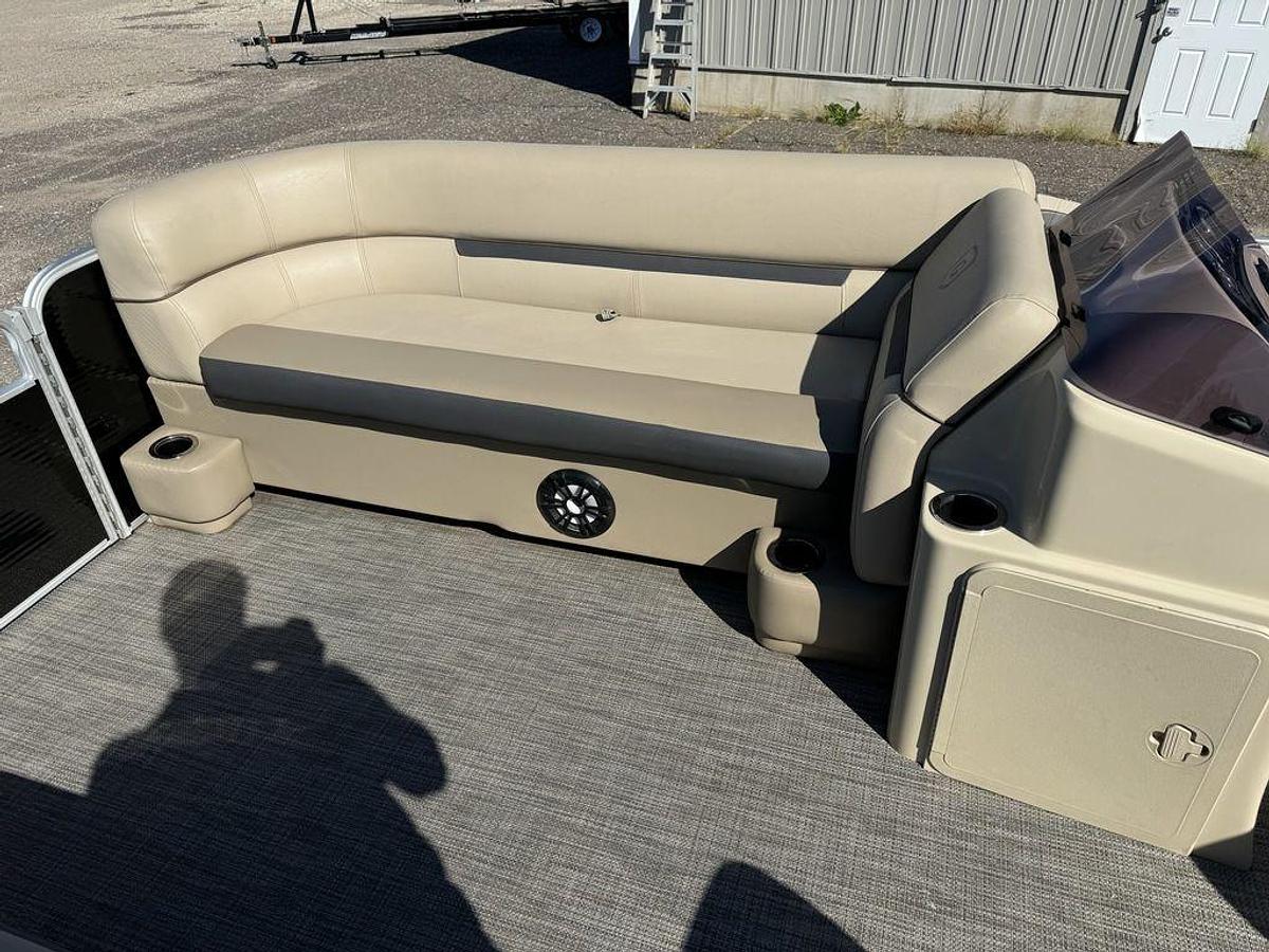 Used 2020 Sweetwater SW 2086 Cruise Pontoon with 70HP Yamaha 4-S EFI