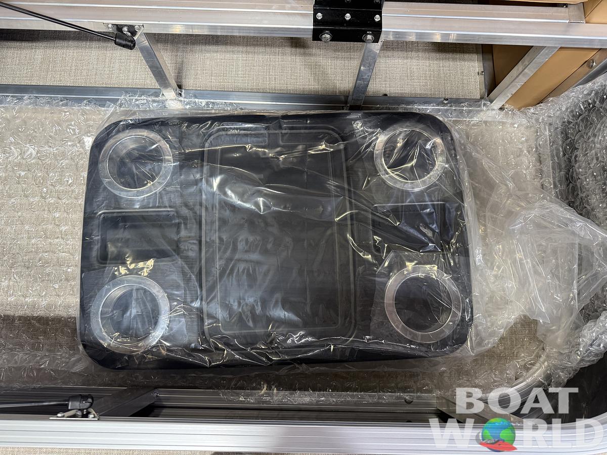 2026 Tahoe Pontoons Sport 2385 Swingback (VRB) & Honda 4-Stroke EFI