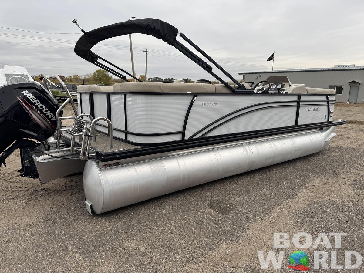 Used 2018 Harris Cruiser 220 Tritoon Pontoon