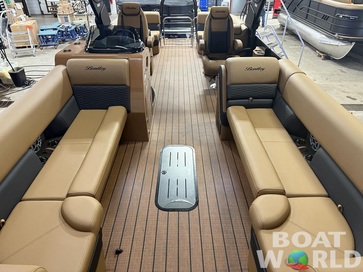 2026 Bentley Pontoons Elite 253 Admiral Quad Lounge Tritoon & 4-Stroke EFI