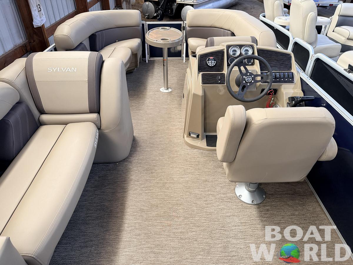 Used 2022 Sylvan  Mirage 820 Fish & Cruise