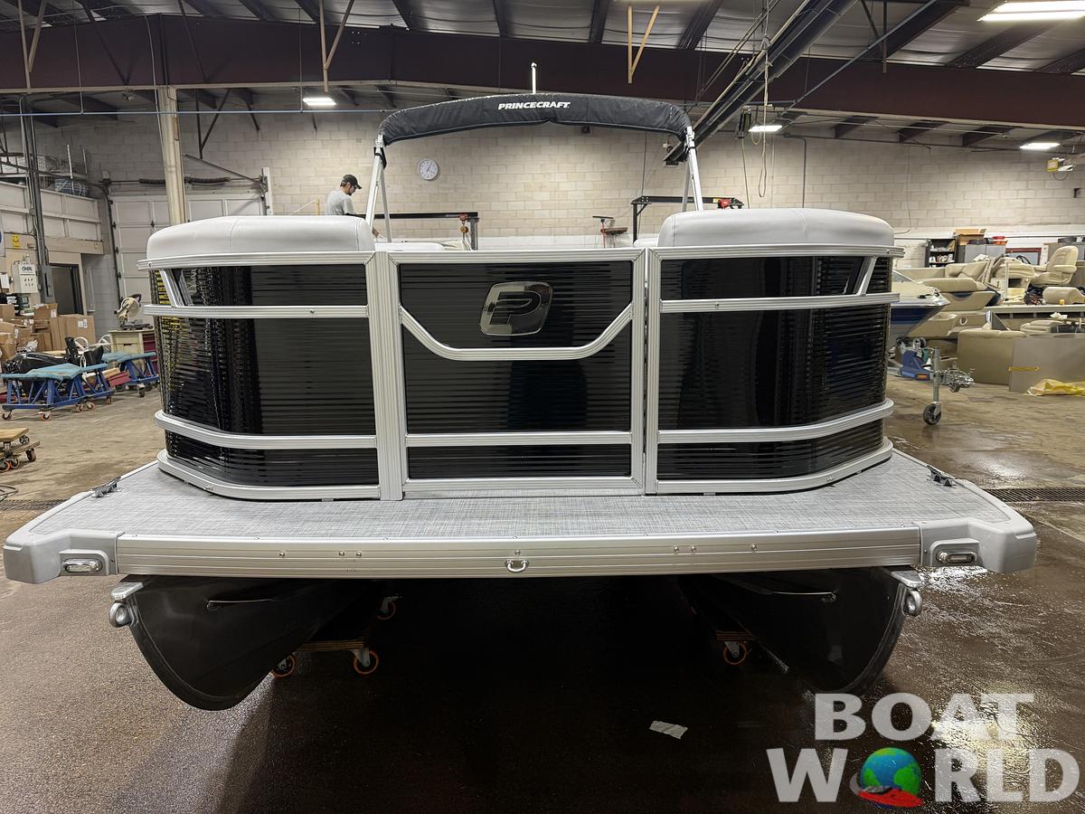 2025 Princecraft 23' Swingback & 150HP 