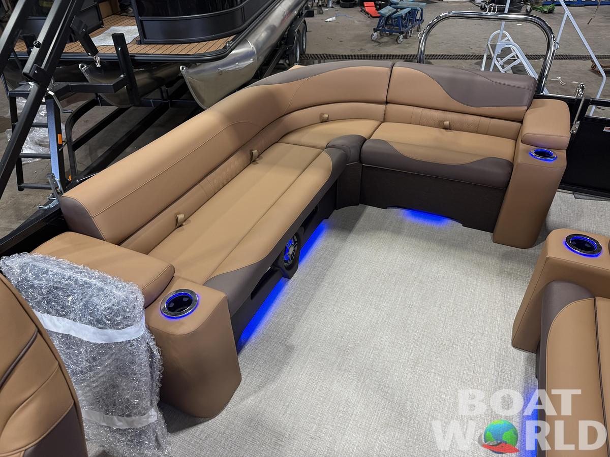 2027 Tahoe LTZ 2585 Elite Cruise Tritoon 300HP $69995