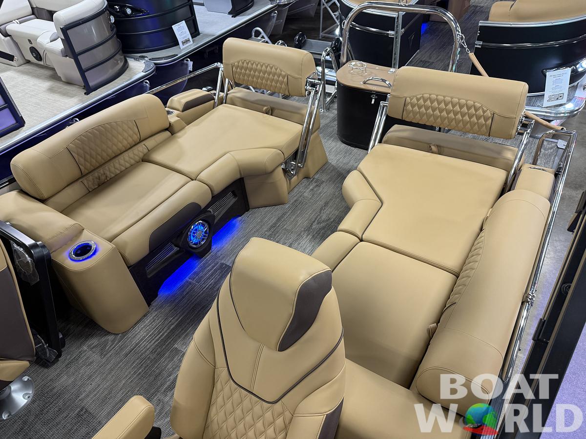 2025 Tahoe Pontoons Cascade 2385 Quad Lounge Shift Windshield Tritoon & 225HP 4-Stroke EFI