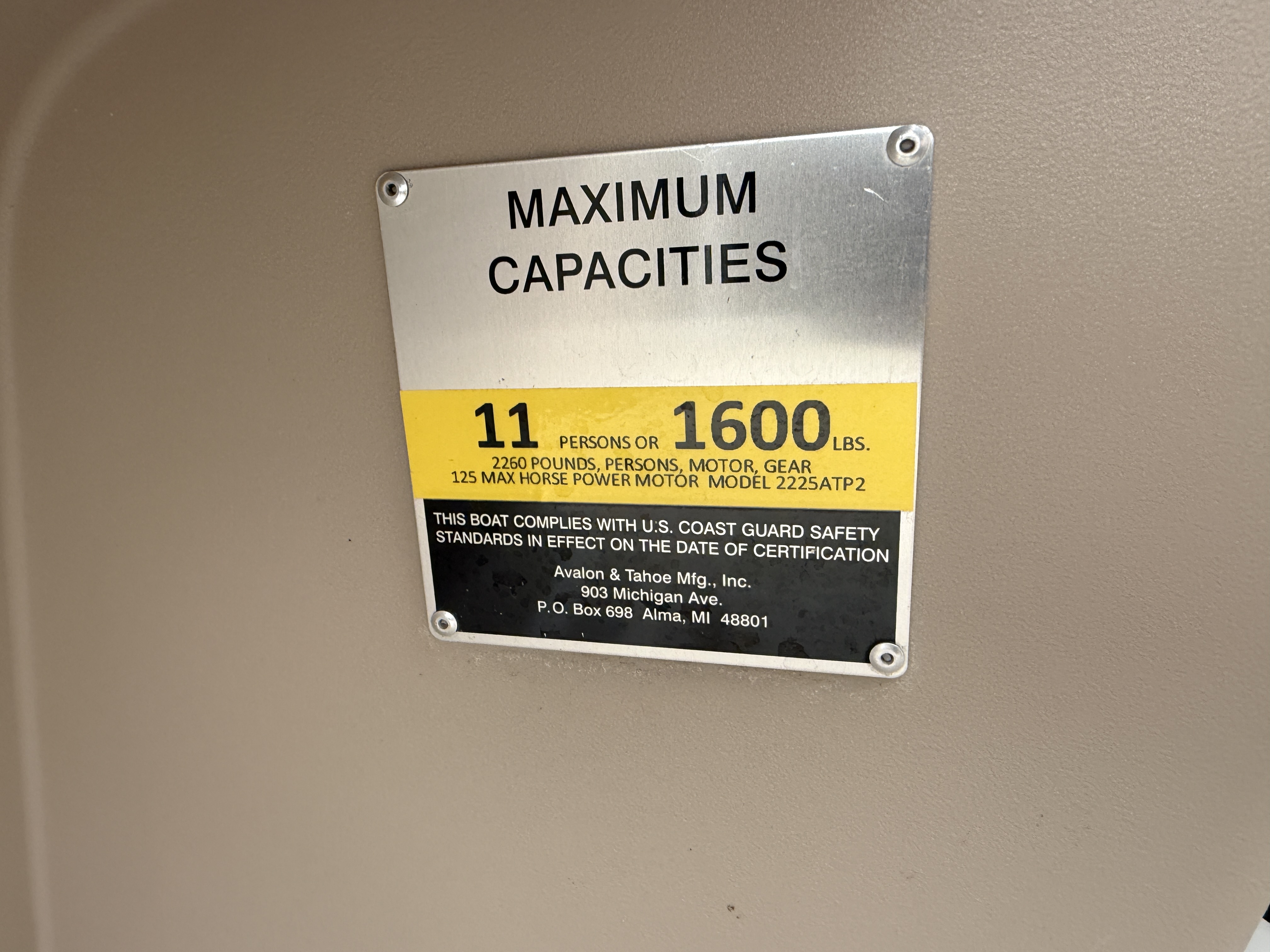 Used 2020 Tahoe Pontoons 2280 Quad Lounge