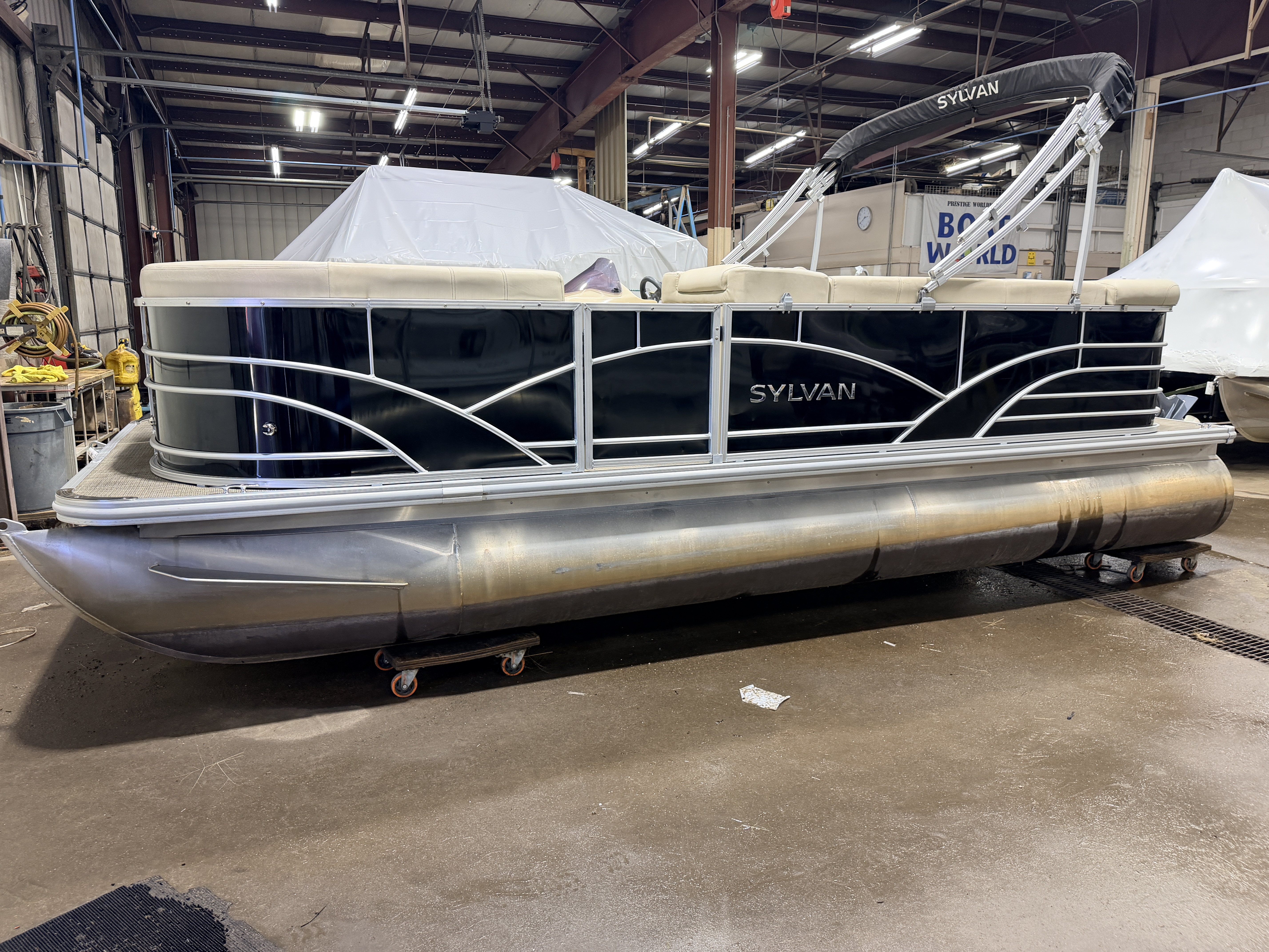 Used 2019 Sylvan Mirage 820 Cruise & 50HP Yamaha 4Stroke