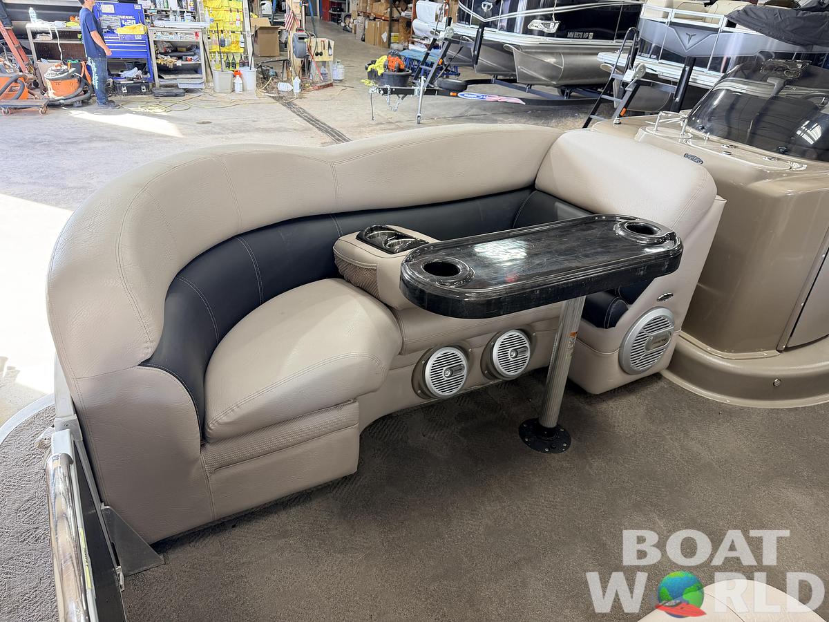 Used 2012 Premier 250 Intrigue & 140HP Suzuki 4Stroke -$21,995