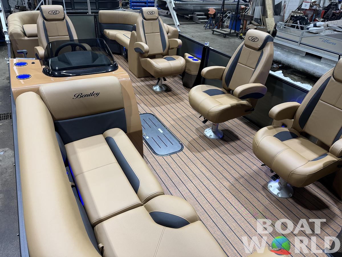 2026 Bentley Legacy 223 Navigator DL Quad Lounge Tritoon $51995