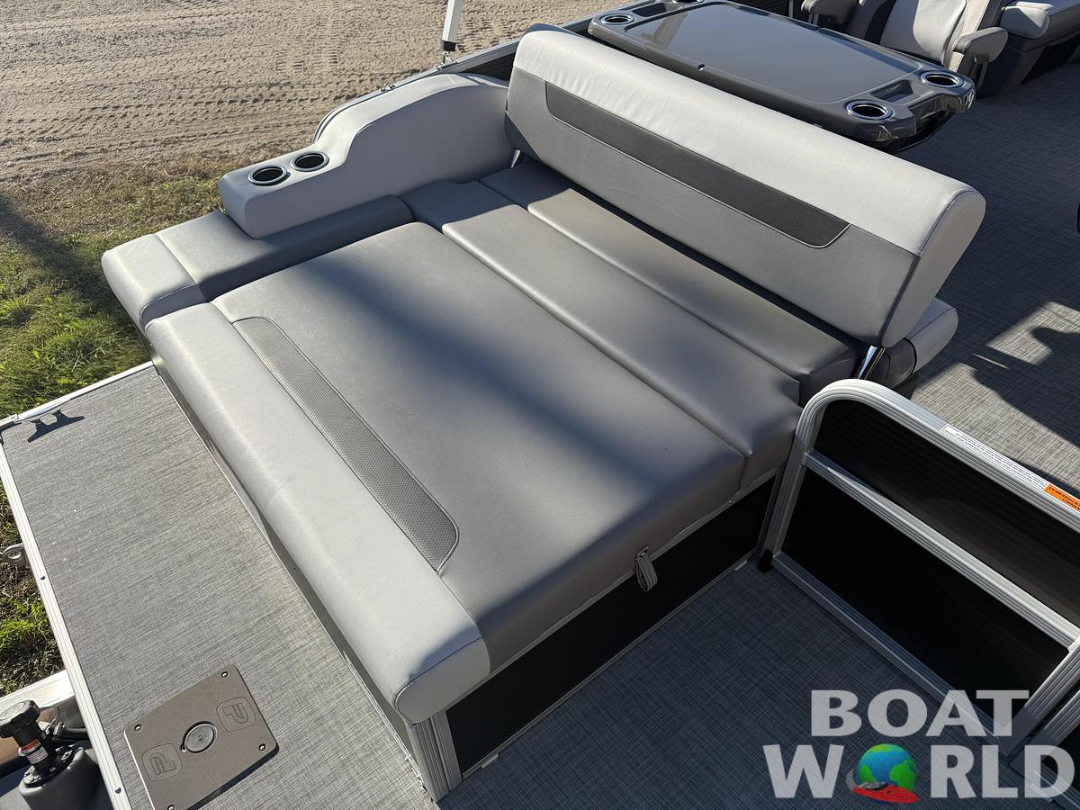 2026 Princecraft Vectra 21 RL Swingback SS Pontoon 