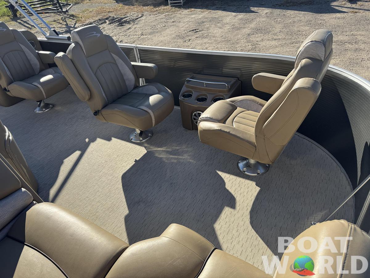 Used 2016 Bennington 2250 GSR Pontoon