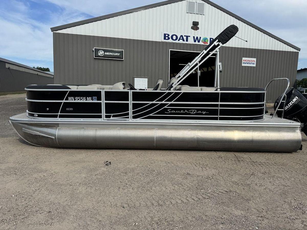 Used 2023 South Bay 224RS LE Pontoon & 140HP Suzuki 4-Stroke EFI