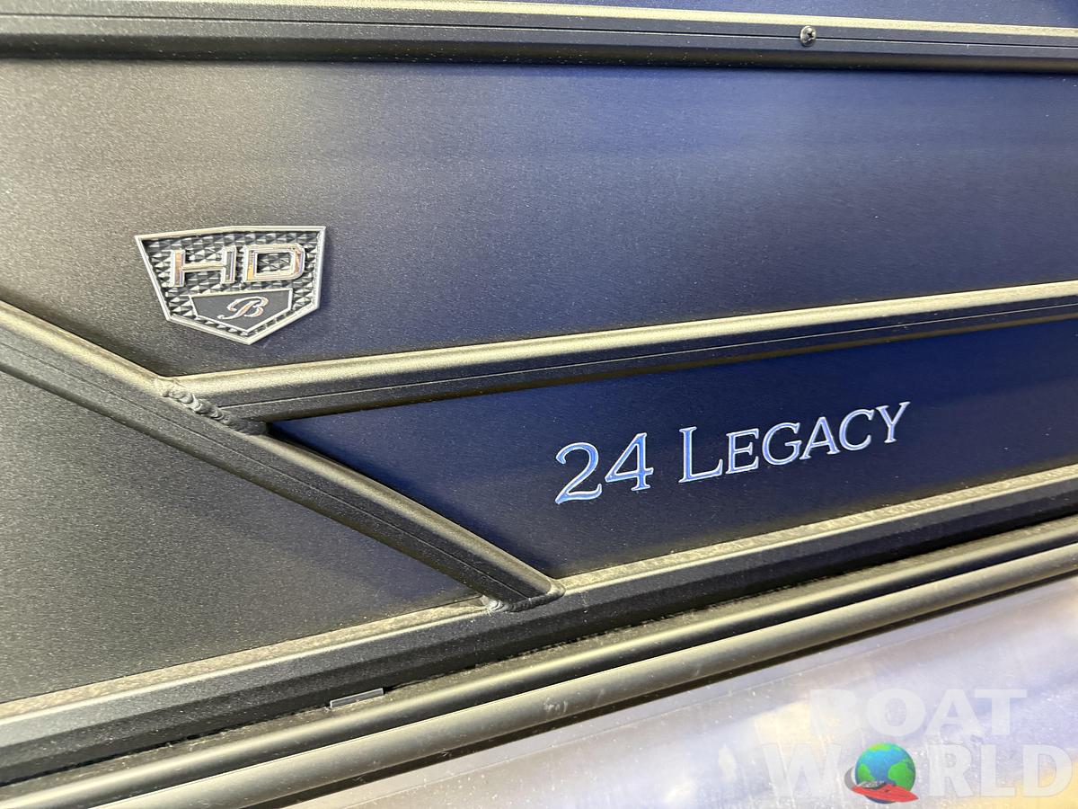 2027 Bentley 300hp Swingback Legacy 243 Tritoon $69995