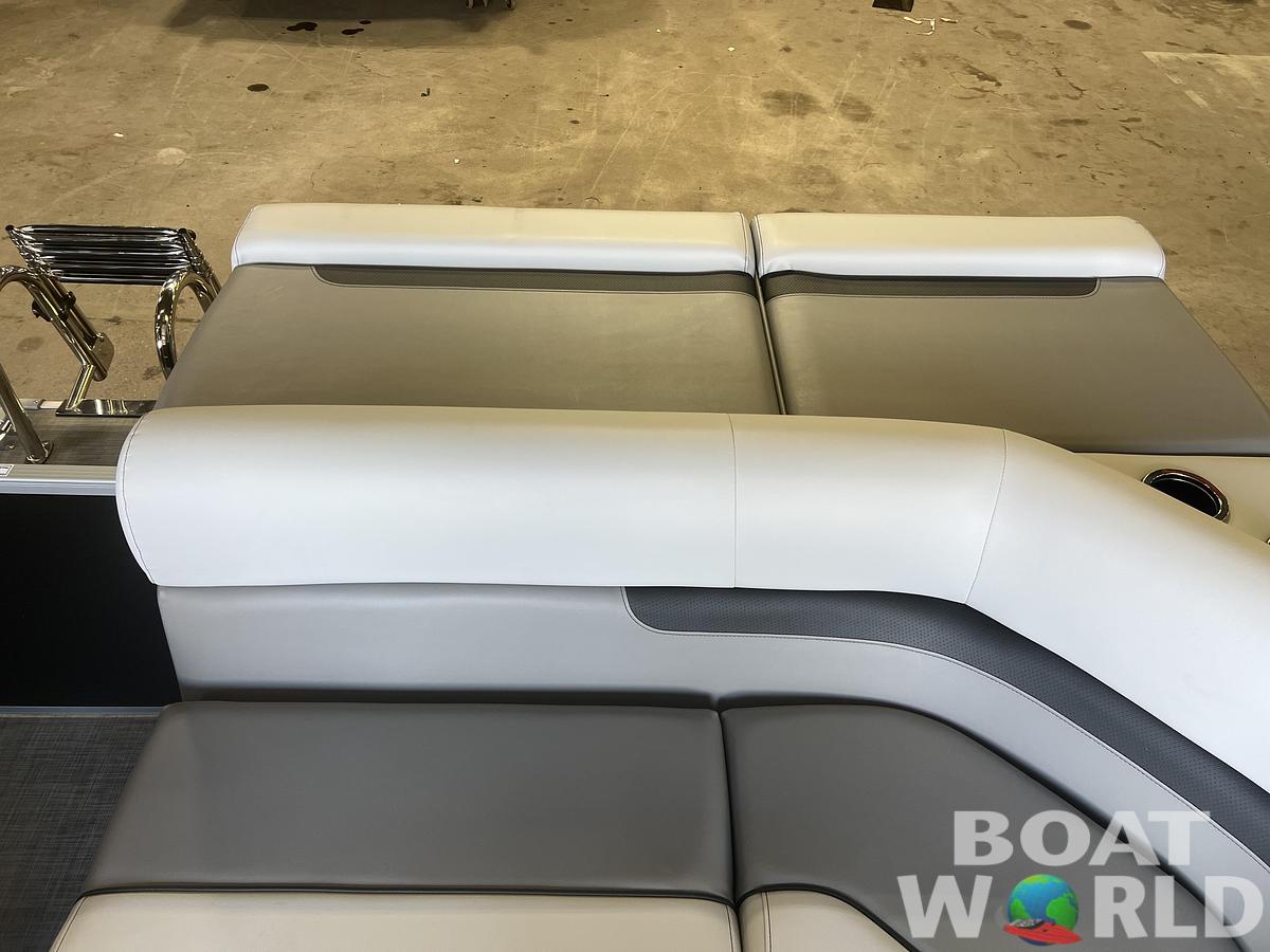 2026 Princecraft Vectra 19 Cruise Lounge Pontoon & Mercury 4-Stroke EFI