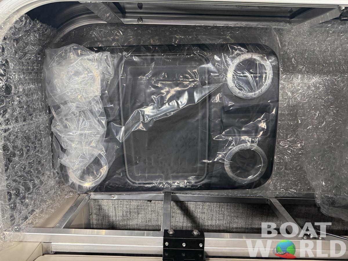 2026 Tahoe Pontoons Sport 2385 Swingback (VRB) & Honda 4-Stroke EFI