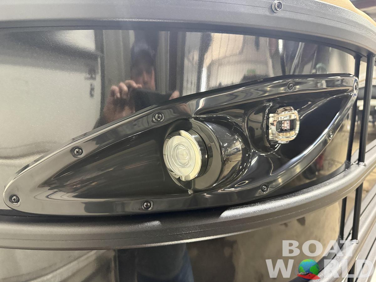 2026 Bentley Pontoons Legacy 200 Navigator Quad Lounge $39995